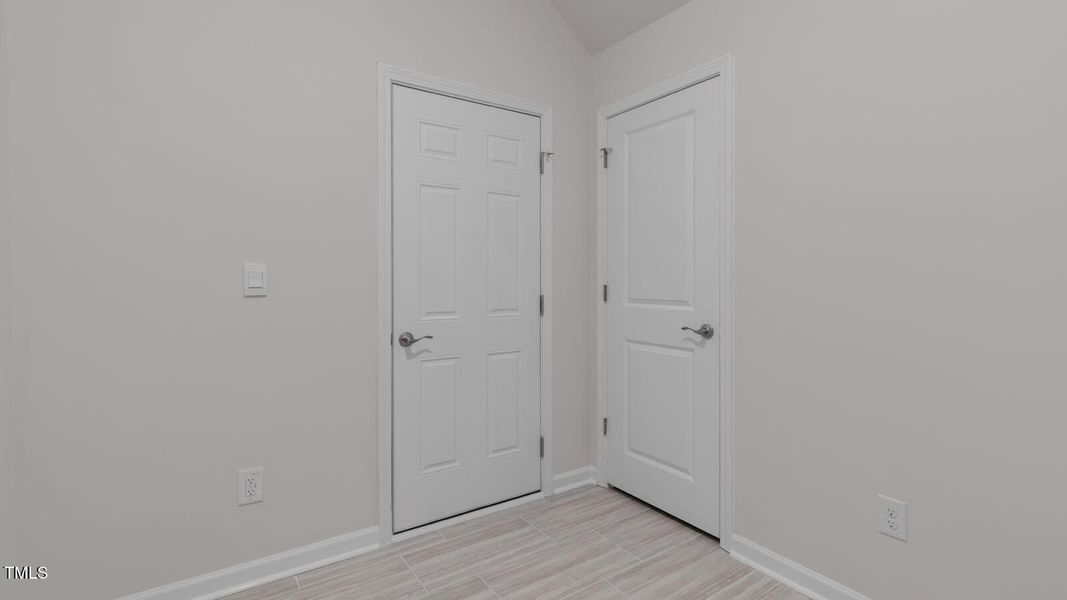 1140 Misty Creek Drive