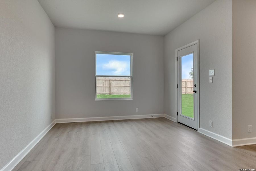 Spacious, unfurnished interior of a new home in Hennersby Hollow, San Antonio (Image 15). Spacious, unfurnished interior of a new home in Hennersby Hollow, San Antonio (Image 15).