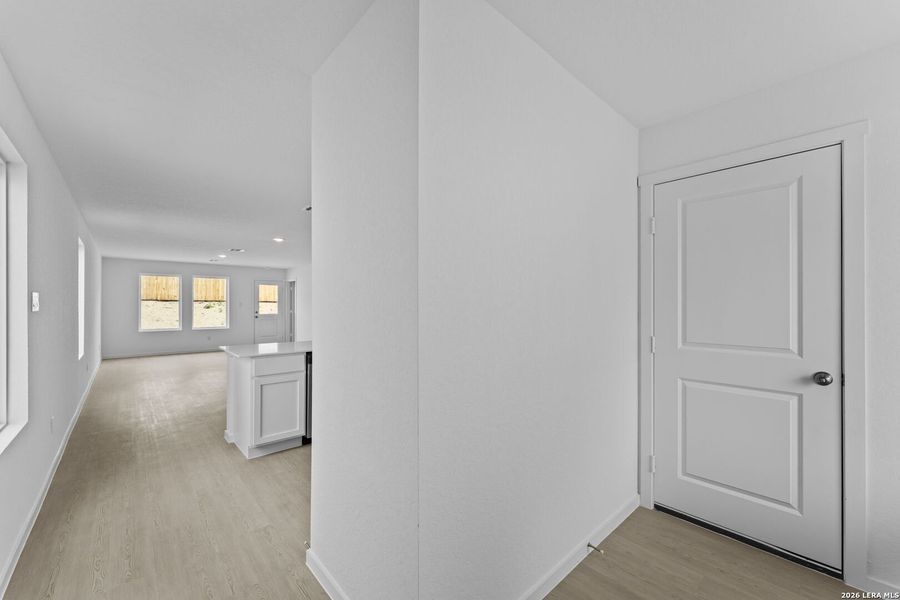 Spacious, unfurnished interior of a new home in Waterwheel, San Antonio (Image 19).