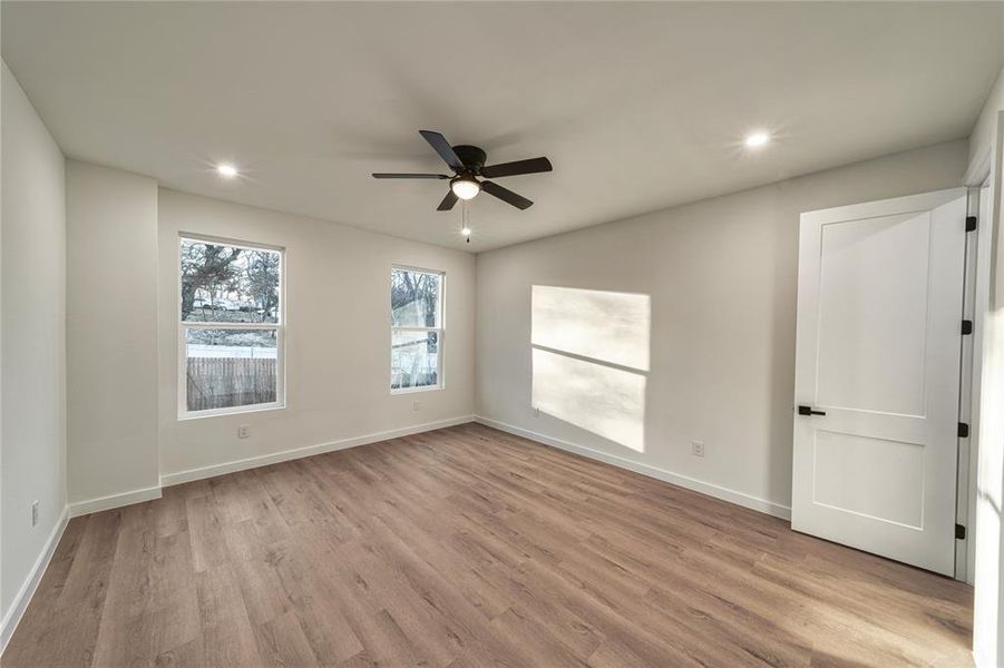 Spacious, unfurnished interior of a new home in , Dallas (Image 28).
