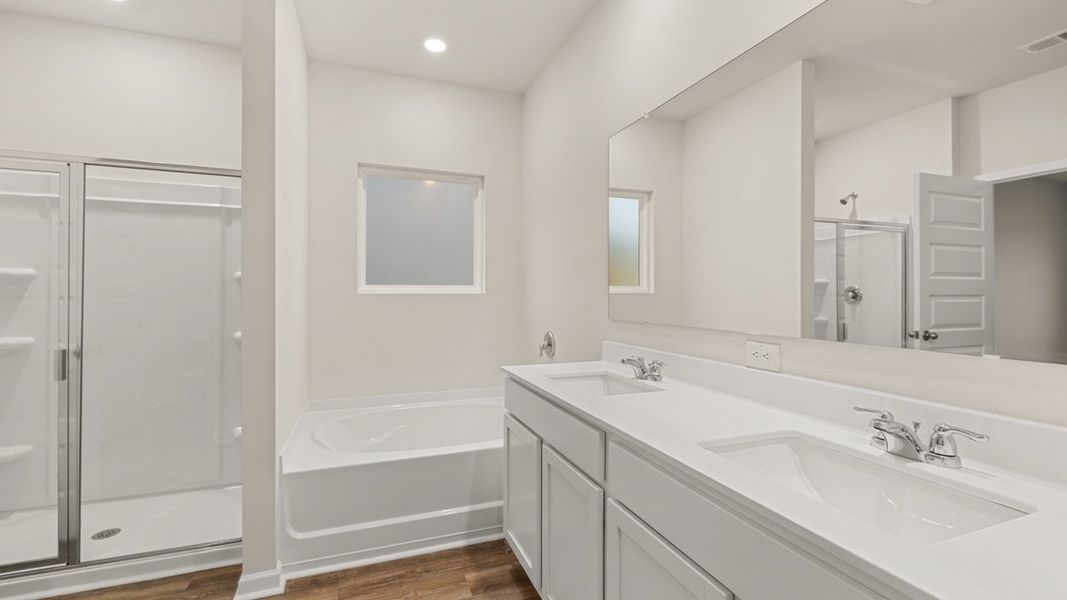Furnished interior view inside a new home in Twin Lakes, Hoschton (Image 9).