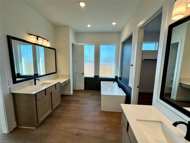 Furnished interior view inside a new home in Briarley, Montgomery (Image 8).