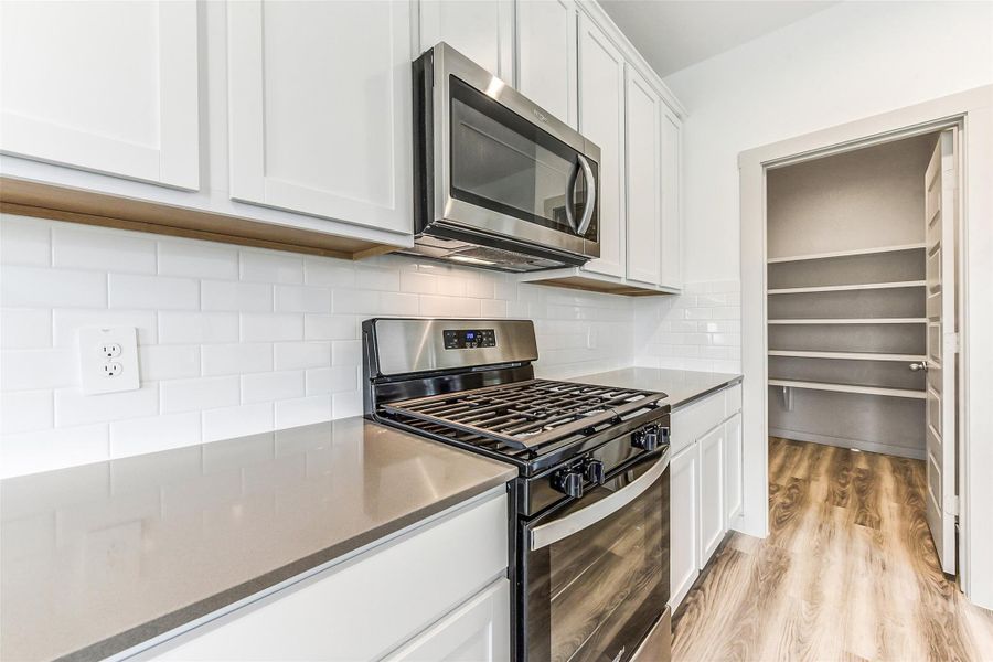 Image 34 of a home in .