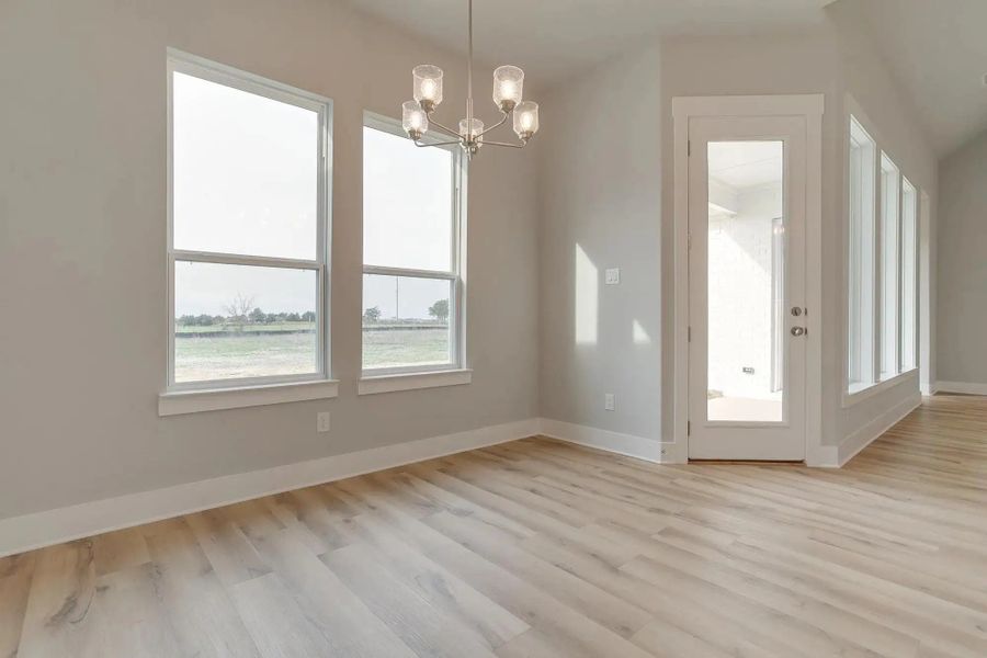 Representative unfurnished interior of a home built from the The Finley by Elmwood Custom Homes in Byrum Ranch, Maypearl (Image 53).