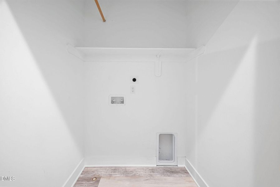 44-web-or-mls-4208-convergence-st