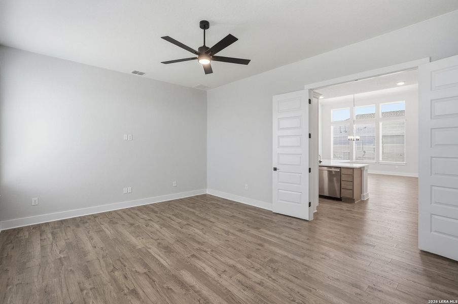 Spacious, unfurnished interior of a new home in Potranco Oaks, Castroville (Image 43).