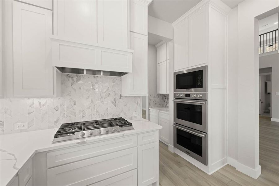 2100 Pelican- Kitchen-4