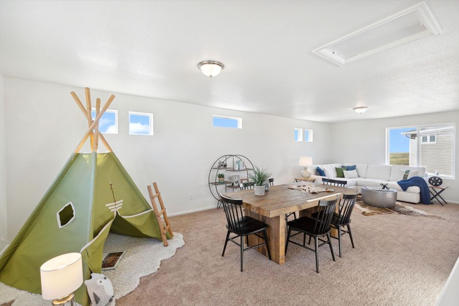 Furnished interior view inside a new home in Green Valley Ranch, Aurora (Image 29). Furnished interior view inside a new home in Green Valley Ranch, Aurora (Image 29).