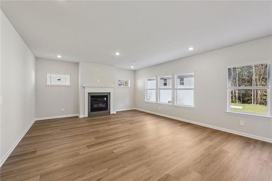 Spacious, unfurnished interior of a new home in The Oaks at Dawson, Dawsonville (Image 23). Spacious, unfurnished interior of a new home in The Oaks at Dawson, Dawsonville (Image 23).