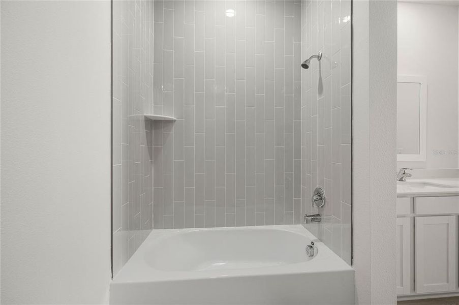 Furnished interior view inside a new home in Tula Parc, Astatula (Image 6).