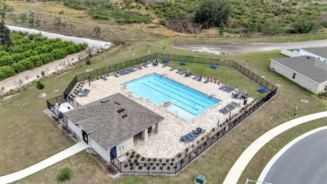 Community amenities in , Winter Haven (Image 47).