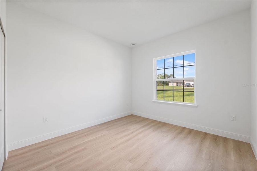 Spacious, unfurnished interior of a new home in , Ocala (Image 29).