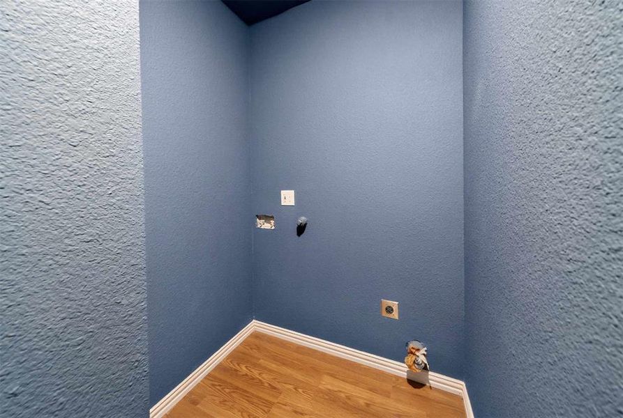 Spacious, unfurnished interior of a new home in , Murchison (Image 16).