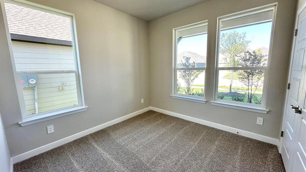 Spacious, unfurnished interior of a new home in Rock Creek Ranch, Fort Worth (Image 8). Spacious, unfurnished interior of a new home in Rock Creek Ranch, Fort Worth (Image 8).