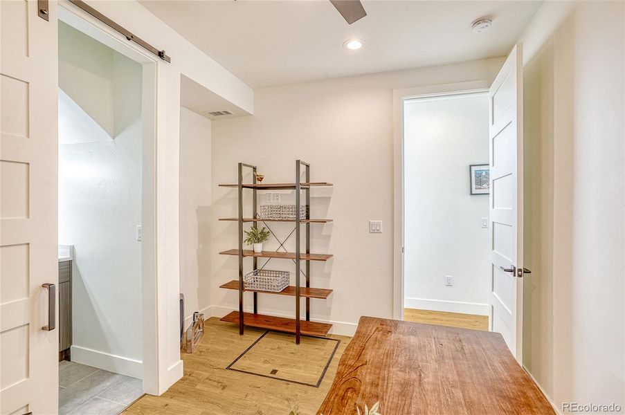 bonus room/office bonus room/office