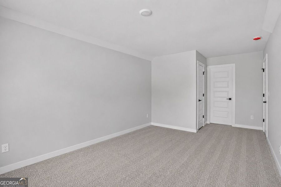 Spacious, unfurnished interior of a new home in Patillo Manor, Stockbridge (Image 31).