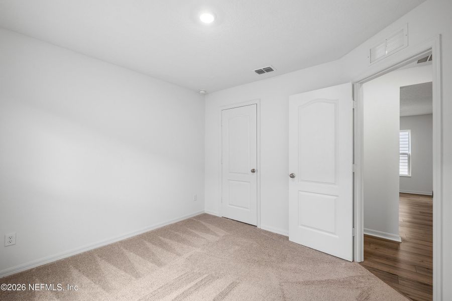 Spacious, unfurnished interior of a new home in Westport Landing, Jacksonville (Image 30).