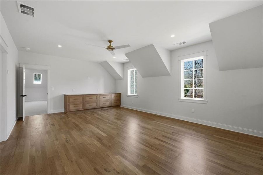 Spacious, unfurnished interior of a new home in , Marietta (Image 53).