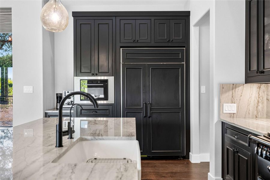 Furnished interior view inside a new home in , Marble Falls (Image 5).