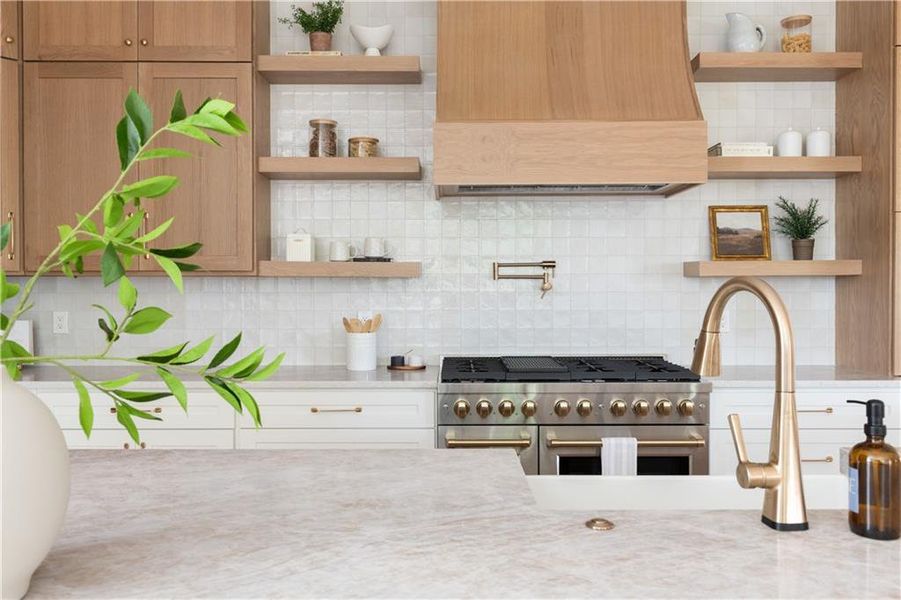 Furnished interior view inside a new home in , Smyrna (Image 33).