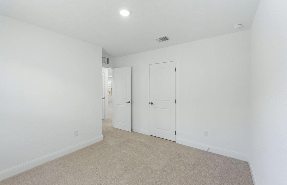 Spacious, unfurnished interior of a new home in Patterson Ranch, Georgetown (Image 19).