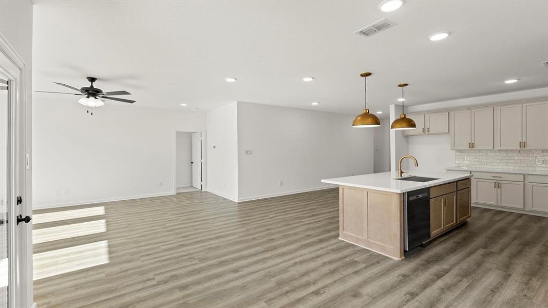 14. 3166 Duck Heights - Dining (3) 14. 3166 Duck Heights - Dining (3)