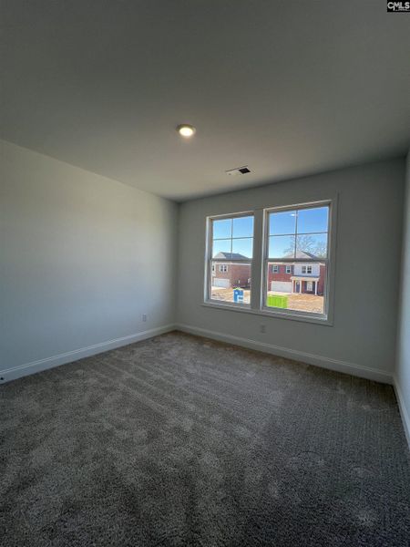 Spacious, unfurnished interior of a new home in Beach Forest, Sumter (Image 11).