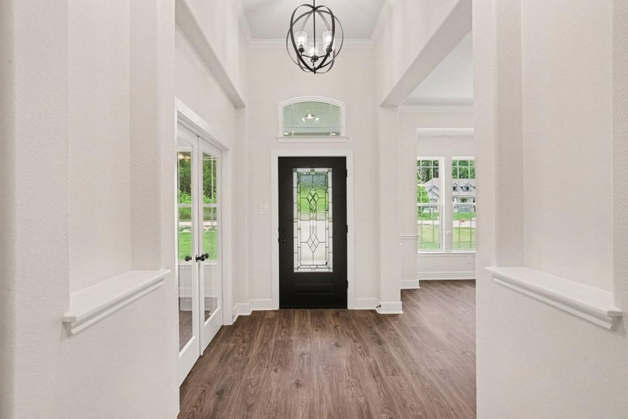 Spacious, unfurnished interior of a new home in Encino Estates, Dayton (Image 25).