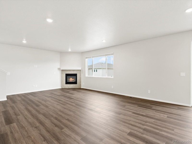 Spacious, unfurnished interior of a new home in Buffalo Highlands: The Flora Collection, Commerce City (Image 14).