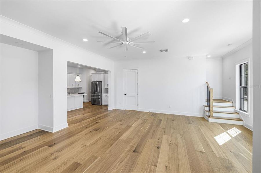 Spacious, unfurnished interior of a new home in , Tampa (Image 33).