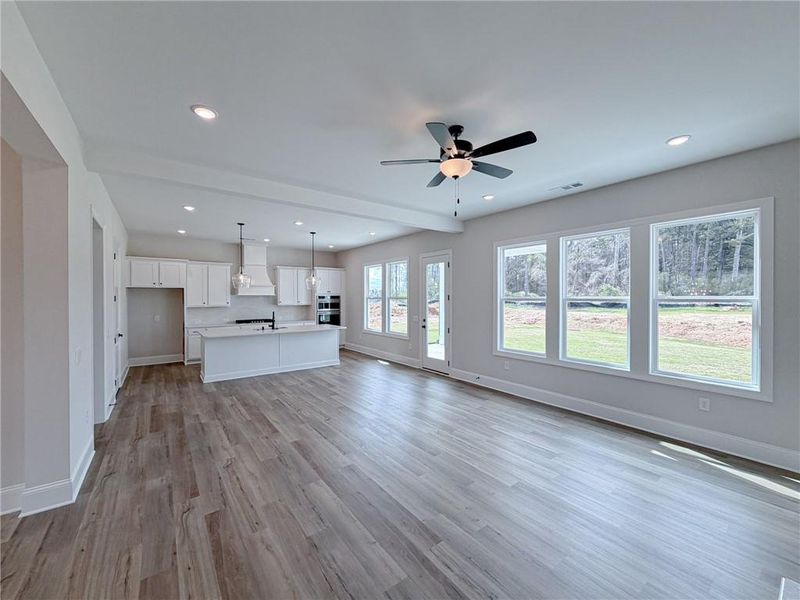 Spacious, unfurnished interior of a new home in Ashbury Commons, Powder Springs (Image 5).