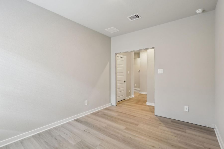 Photo is not of the actual home but is an inspirational photo of builder’s model home and may depict options, furnishings, and/or decorator features that are not included.