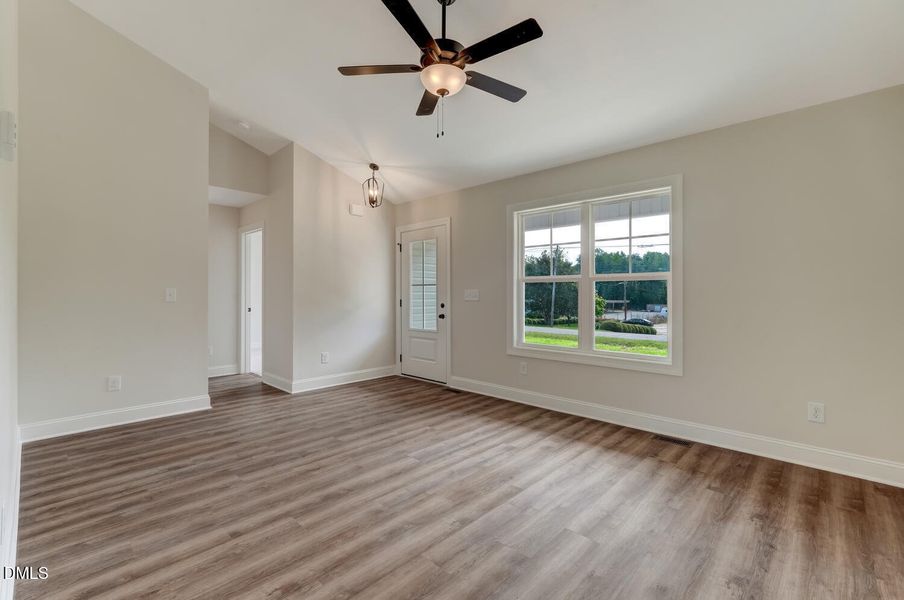 525 Grooms Rd Reidsville NC-large-012-02