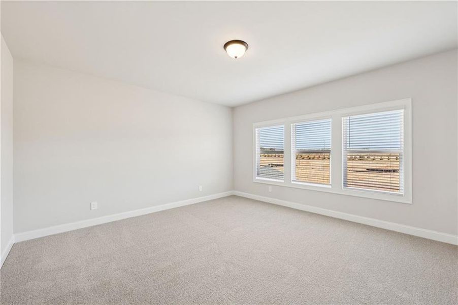 Spacious, unfurnished interior of a new home in River Pointe, Monroe (Image 31).
