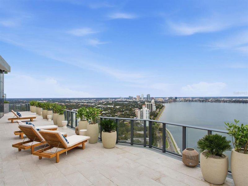 Image 85 of a home in .