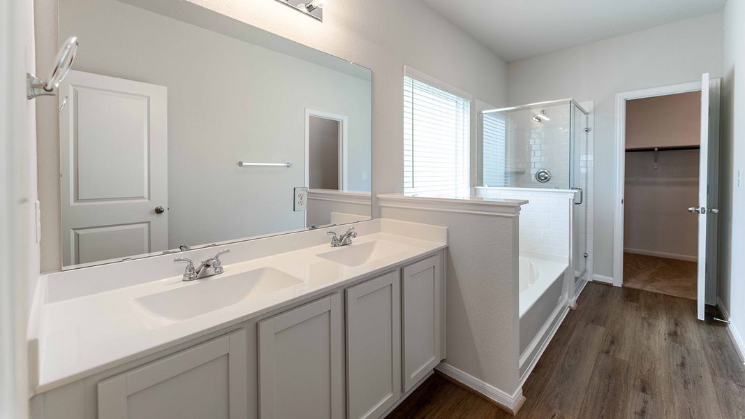 Furnished interior view inside a new home in Grande Estates, Bertram (Image 2).