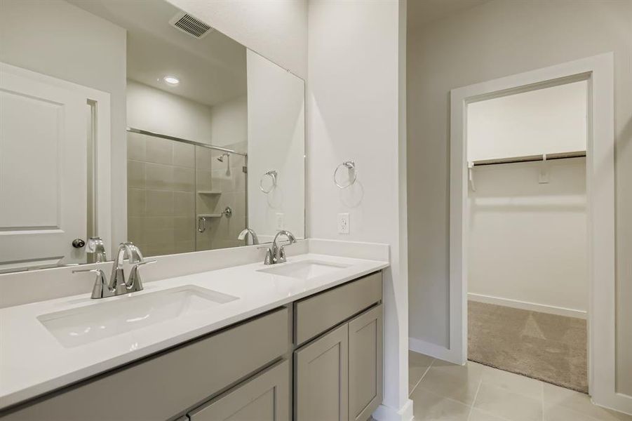 Furnished interior view inside a new home in Ambergrove, Royse City (Image 6).