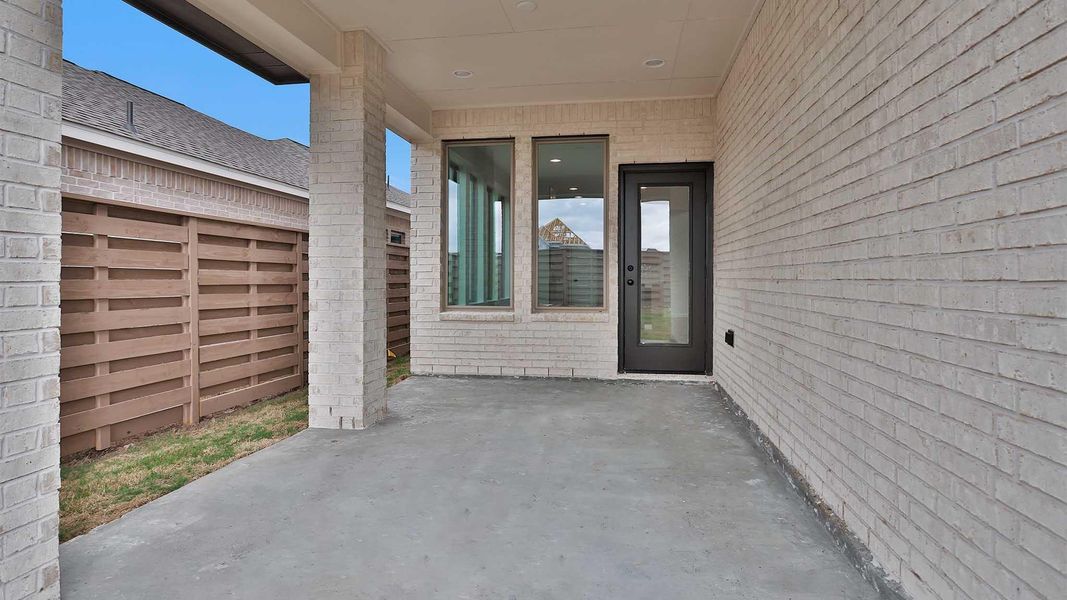 Exterior details and patio area of a home in Austin Point, Richmond (Image 3).