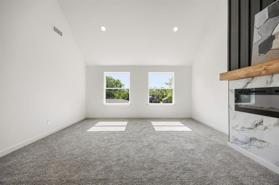 Spacious, unfurnished interior of a new home in , Rockwall (Image 22). Spacious, unfurnished interior of a new home in , Rockwall (Image 22).