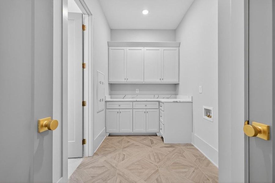 Furnished interior view inside a new home in , Jefferson (Image 30).
