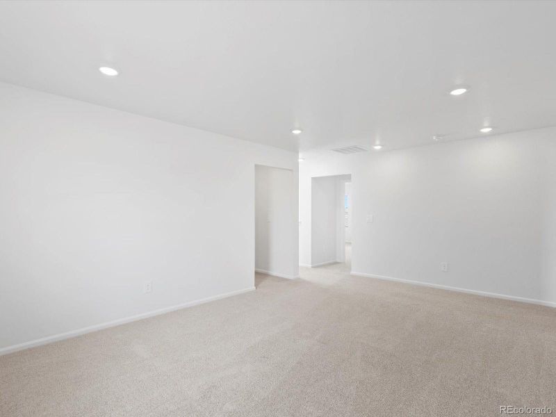 Spacious, unfurnished interior of a new home in Poudre Heights: The Lakes Collection, Windsor (Image 14).