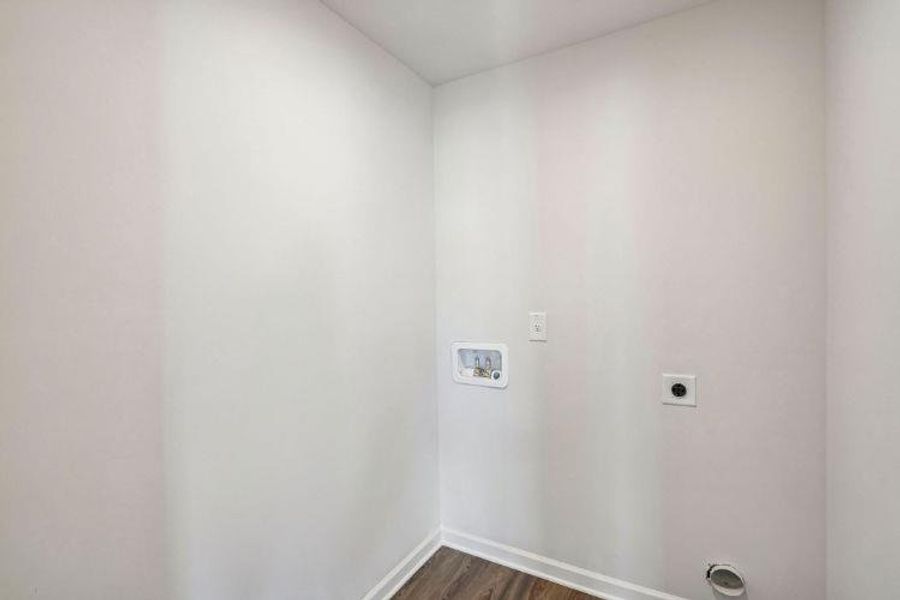 Spacious, unfurnished interior of a new home in Urban's Place, Chatsworth (Image 10). Spacious, unfurnished interior of a new home in Urban's Place, Chatsworth (Image 10).