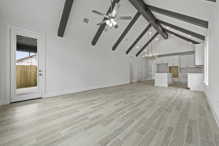 Spacious, unfurnished interior of a new home in ARTAVIA®, Conroe (Image 16).
