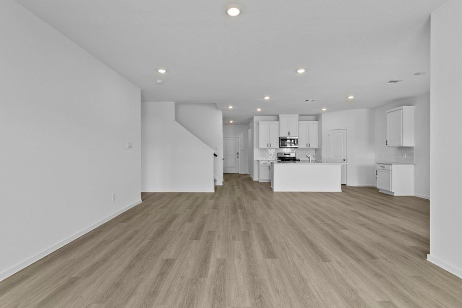 Spacious, unfurnished interior of a new home in Maple Woods, Hockley (Image 13). Spacious, unfurnished interior of a new home in Maple Woods, Hockley (Image 13).