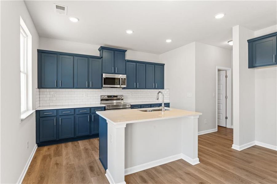 Furnished interior view inside a new home in Highland Park, Stonecrest (Image 9).