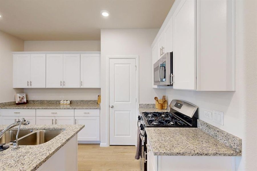 Furnished interior view inside a new home in Forest Park, Princeton (Image 11). Furnished interior view inside a new home in Forest Park, Princeton (Image 11).