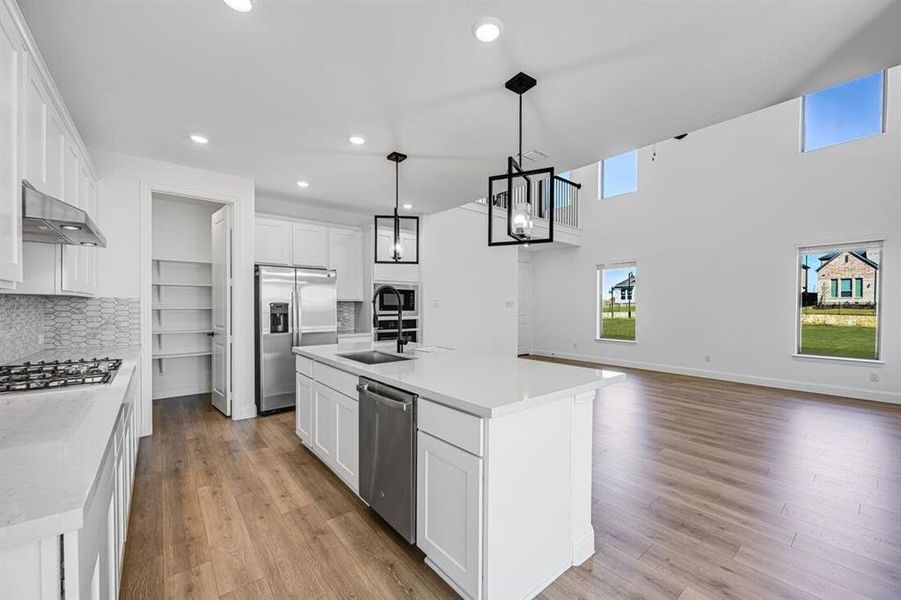 1017 Fallow Lane ~ Ready Now!