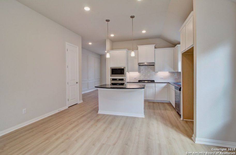 Furnished interior view inside a new home in Veranda, San Antonio (Image 9).