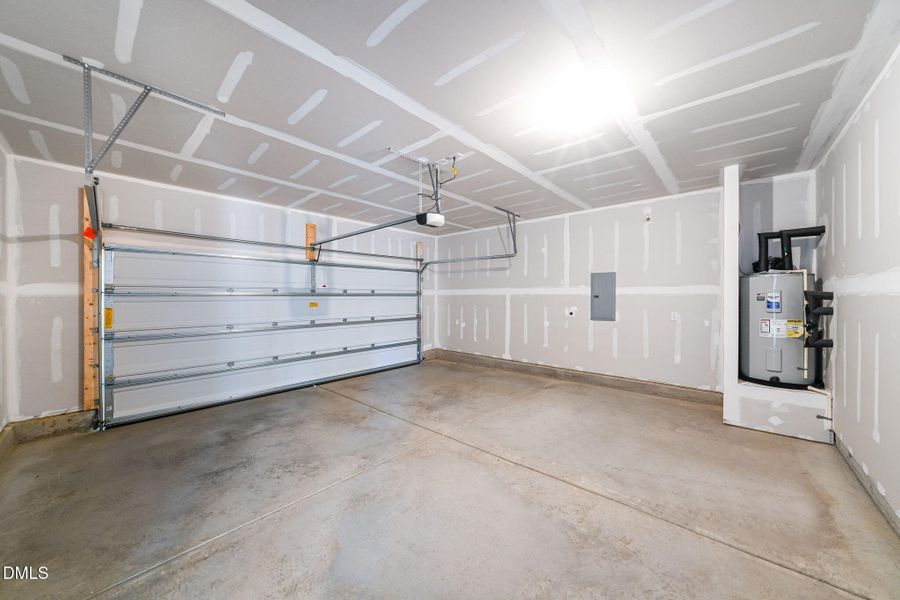 SUN_SherriDowns_Pic_Leighton-2