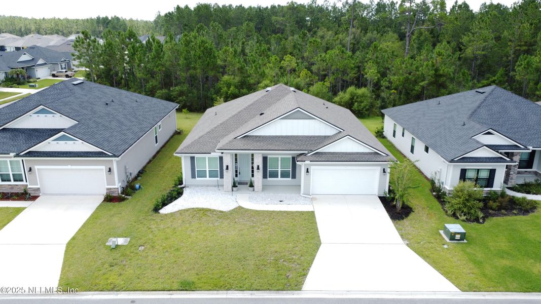 Image 32 of a home in Sandy Creek.